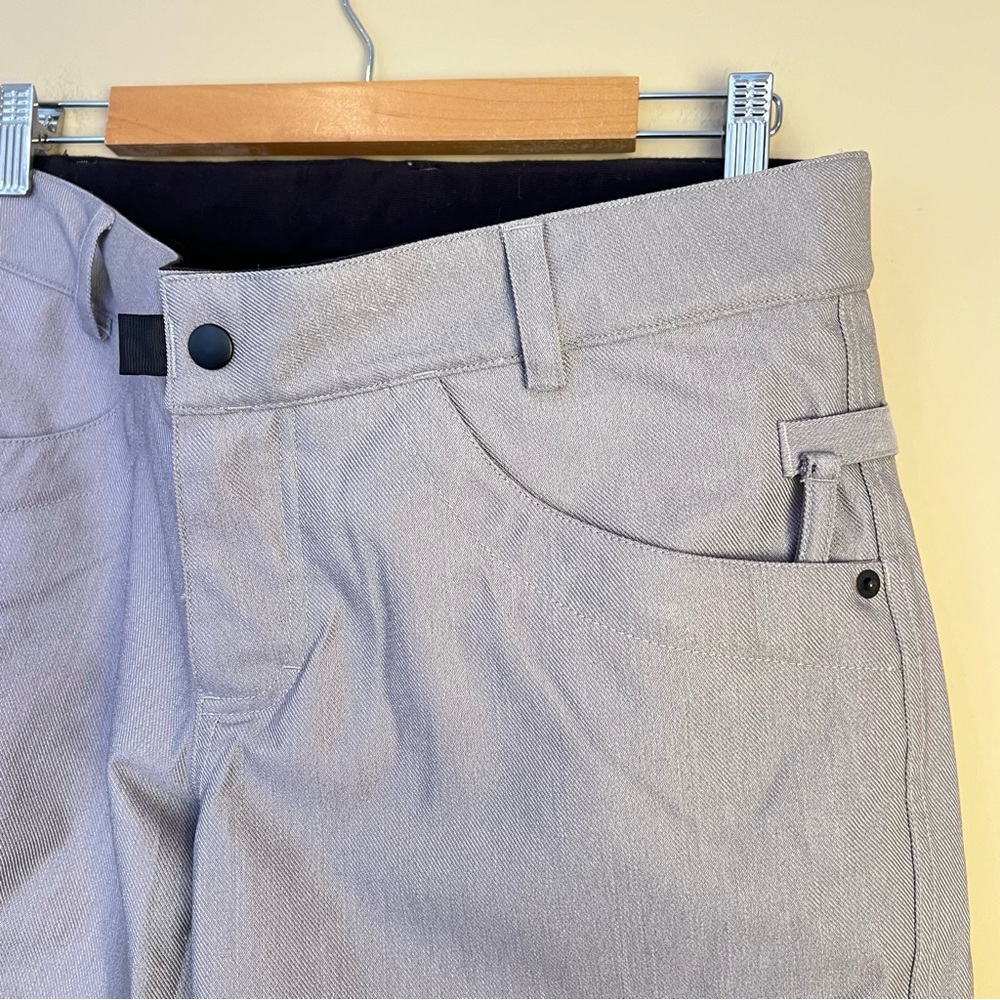 686 Infidry Waterproof Snowpants - Picture 4 of 10